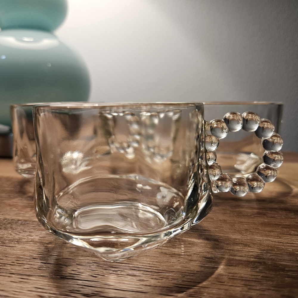 Atlas Orchard Clear Glass Teacup with Beaded Handle
